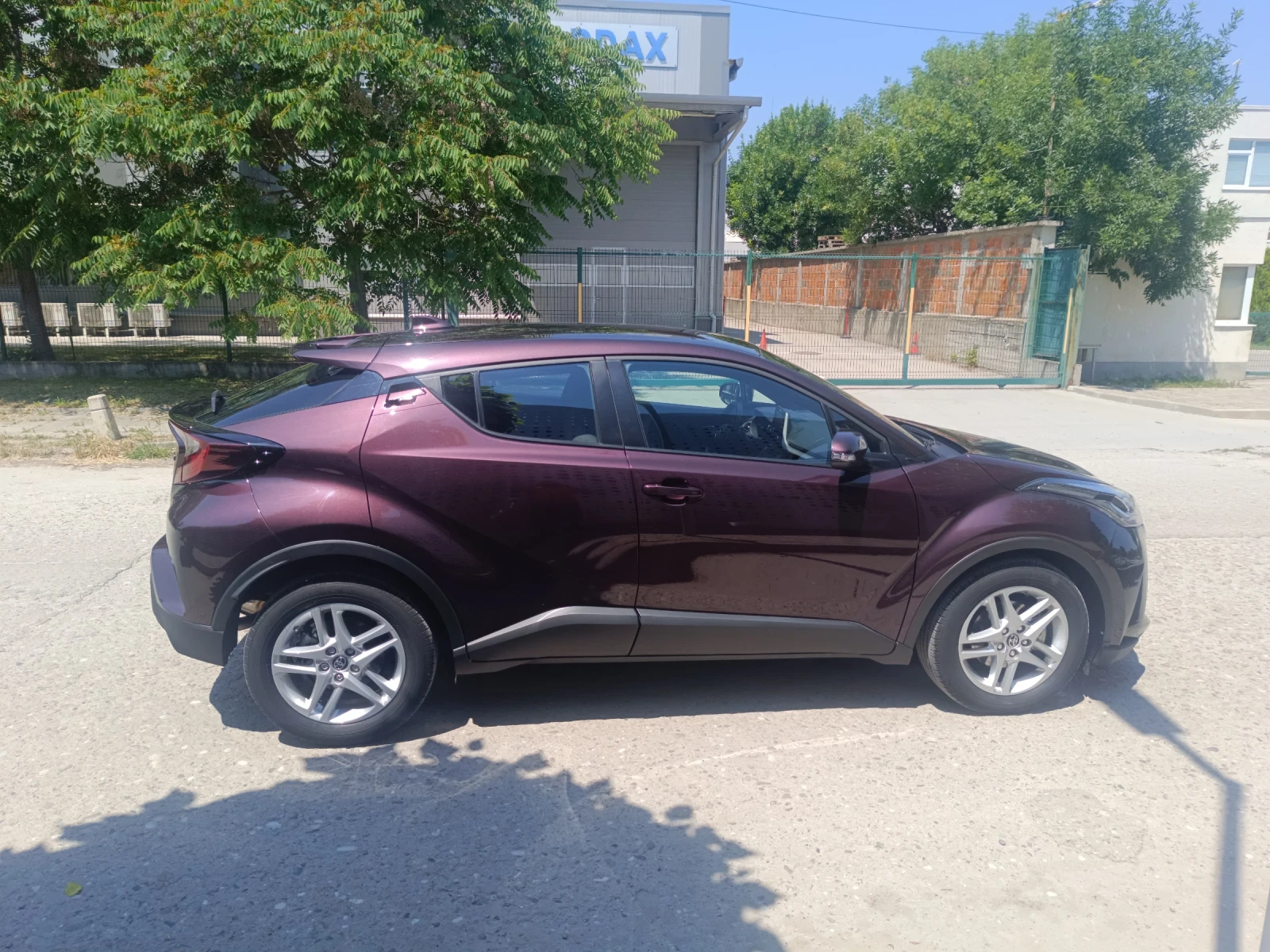 Toyota C-HR 1.8 Hibrid - изображение 4
