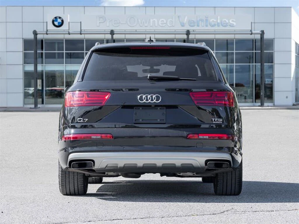 Audi Q7 * АВТО КРЕДИТ* ЦЕНА ДО БГ * СЕРВИЗНА ИСТОРИЯ *  - изображение 3