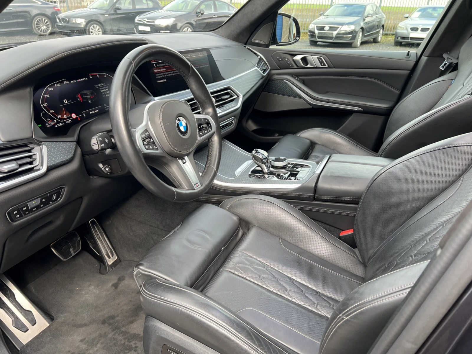 BMW X5 * M50d * Sport * Smart key* Harman Kardon * АВТОФИ - изображение 9