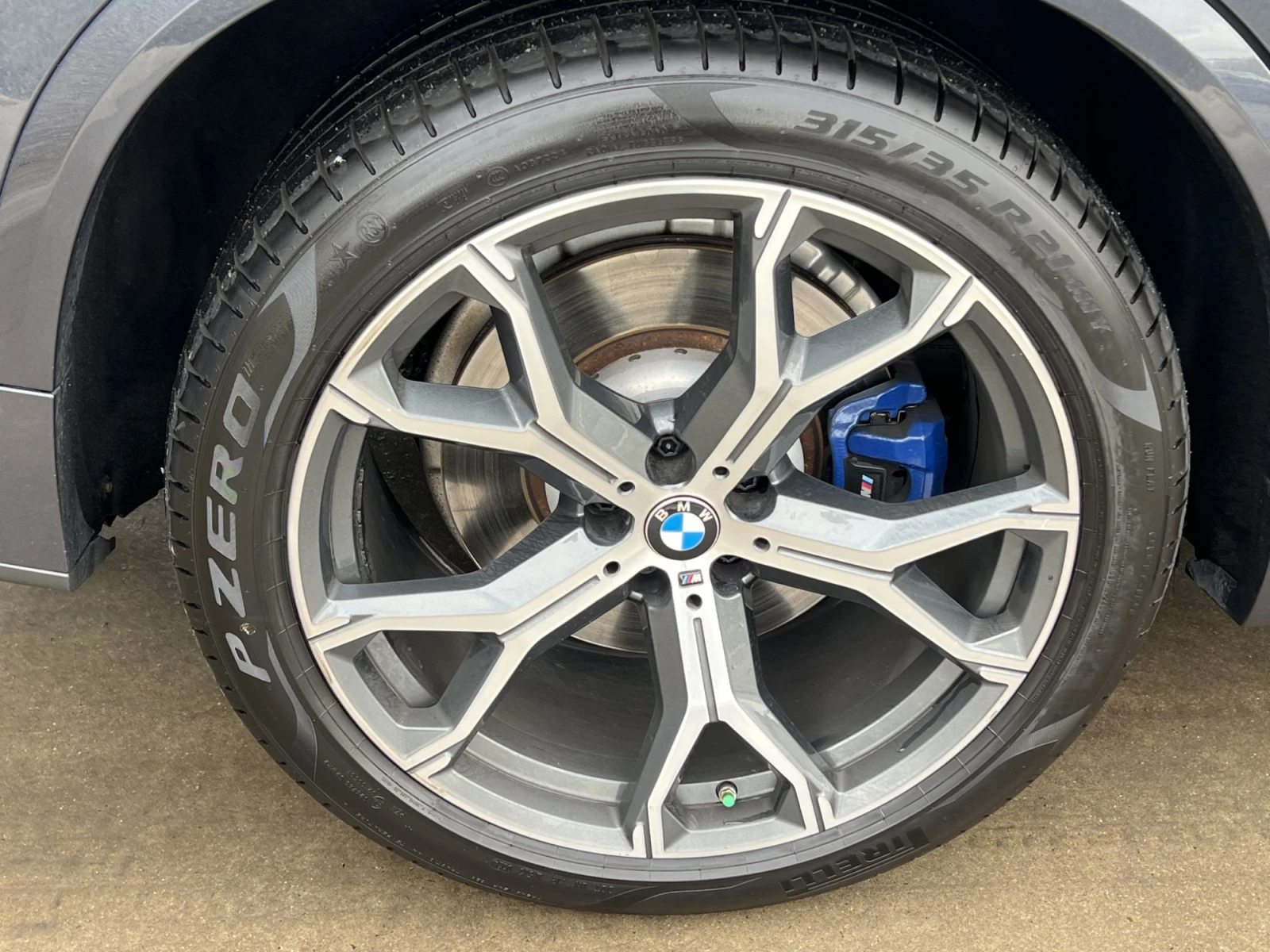 BMW X5 * M50d * Sport * Smart key* Harman Kardon * АВТОФИ - изображение 6