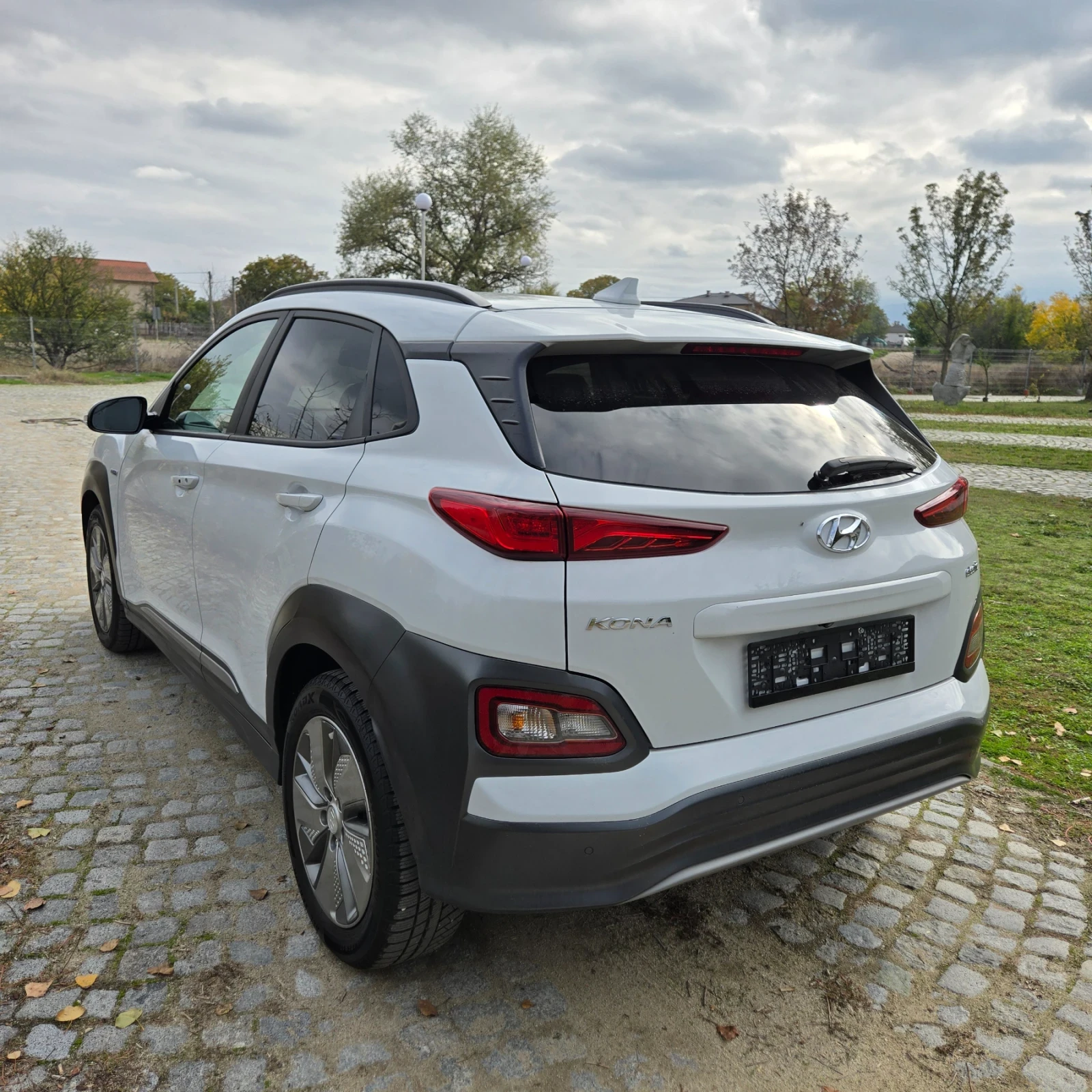 Hyundai Kona 64KWh, BLUE-DRIVE  - изображение 6