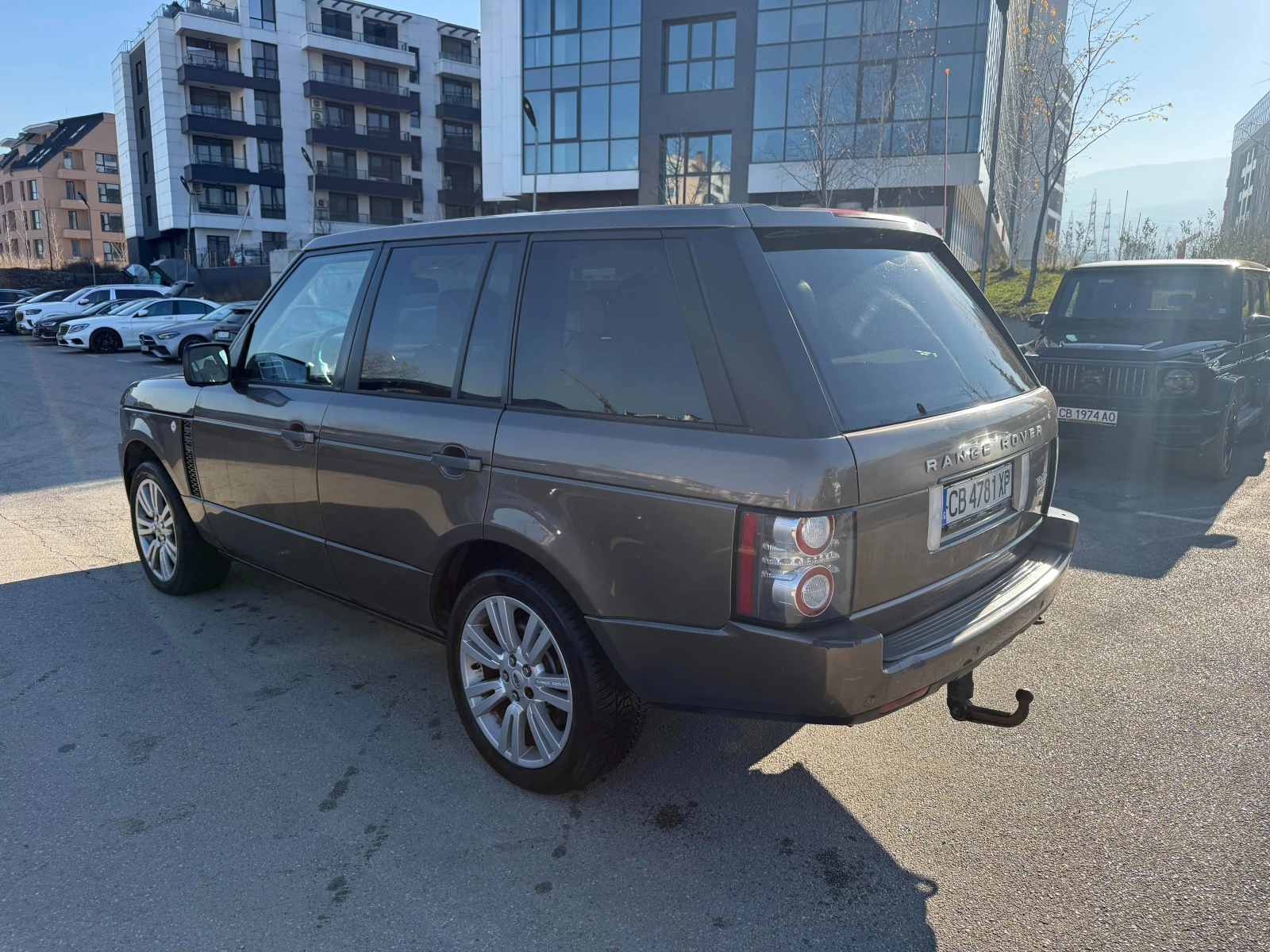 Land Rover Range rover V8 4.4/ FACELIFT/ПОДГРЕВ/ОБДУХВАНЕ/КАМЕРА/ПАНОРАМА - изображение 3