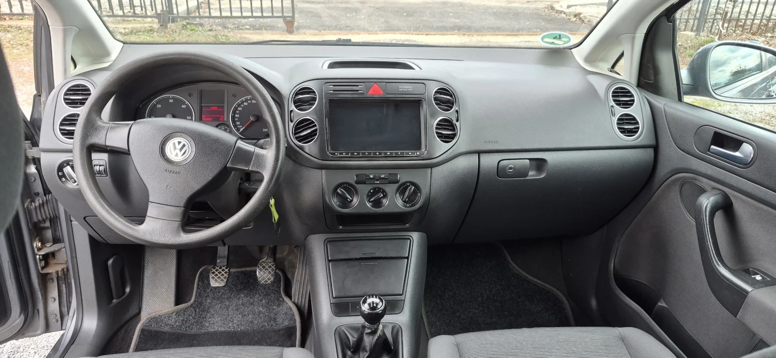 VW Golf Plus 1.9 TDI 105 к.с - изображение 10