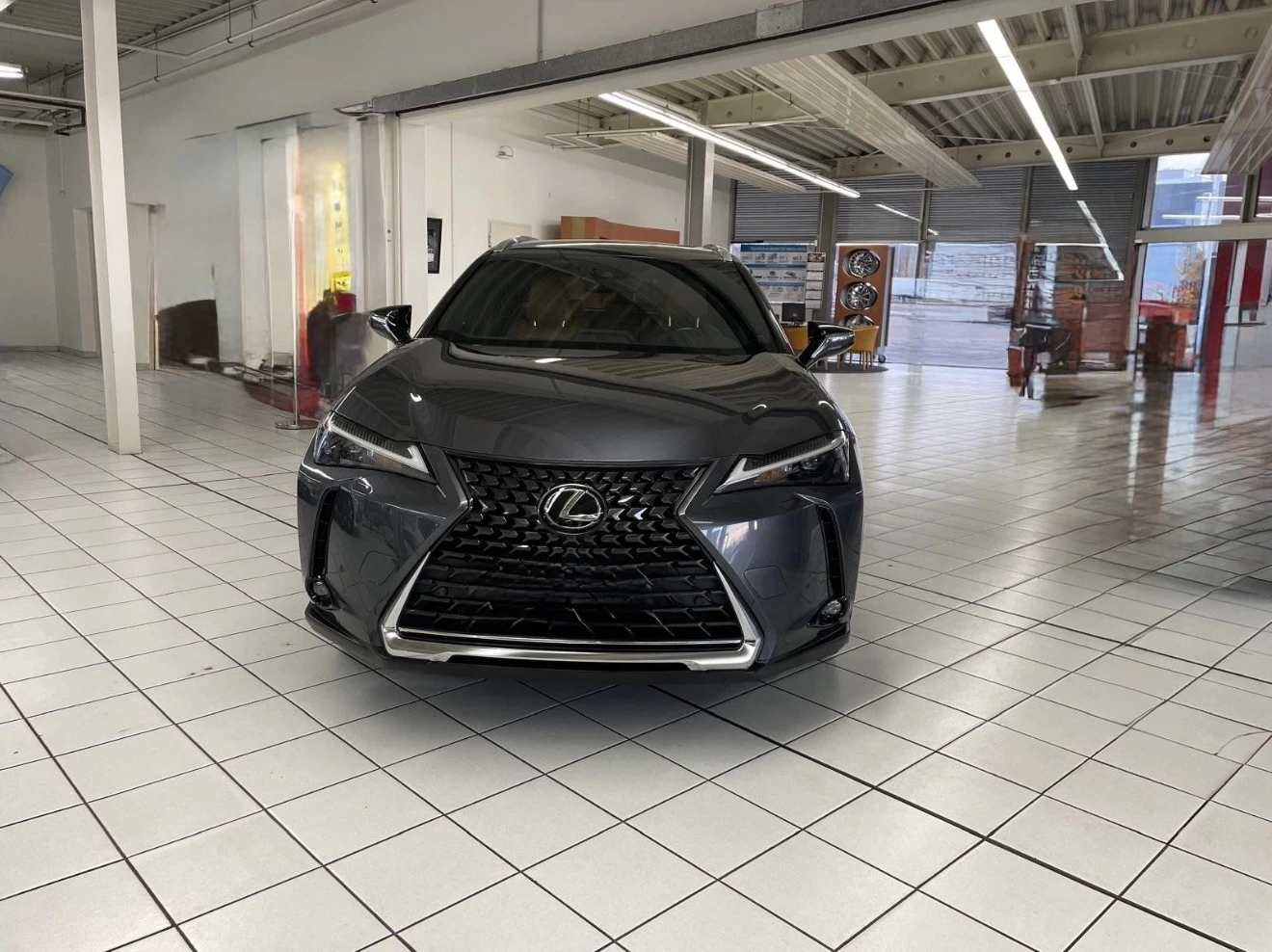 Lexus UX 250h Hybrid| Face| 2023| Euro 6D-Temp | Mobile.bg � ����������� 2
