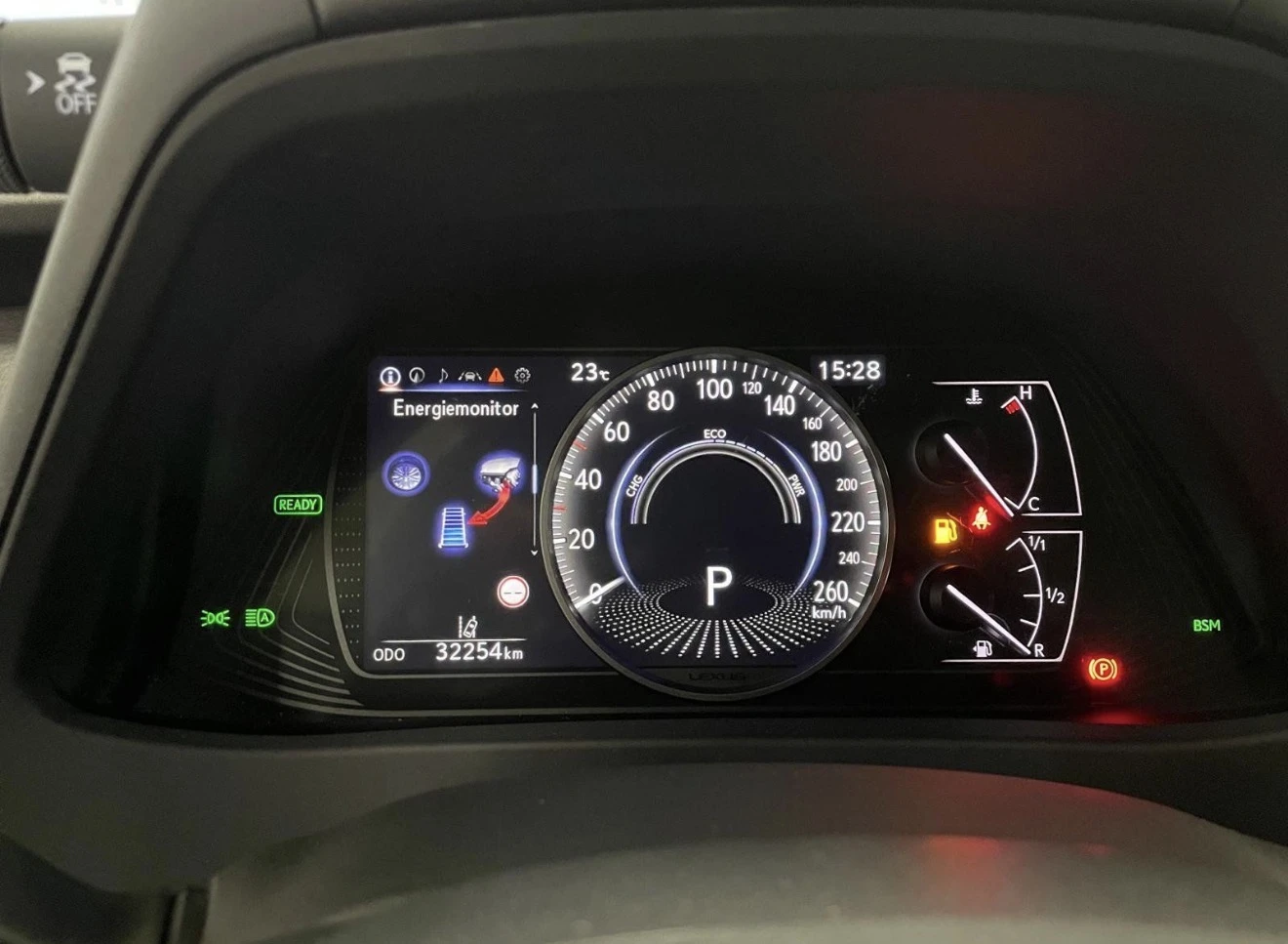 Lexus UX 250h Hybrid| Face| 2023| Euro 6D-Temp | Mobile.bg � ����������� 9