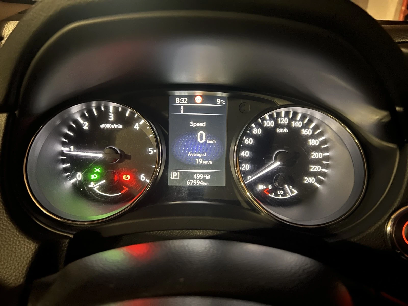 Nissan Qashqai N-Connecta, снимка 8 - Автомобили и джипове - 54074150