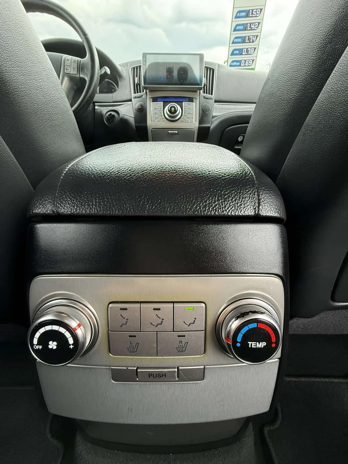 Hyundai IX55 3.0CRDI 4x4 automatik/gaz, снимка 15 - Автомобили и джипове - 54487997