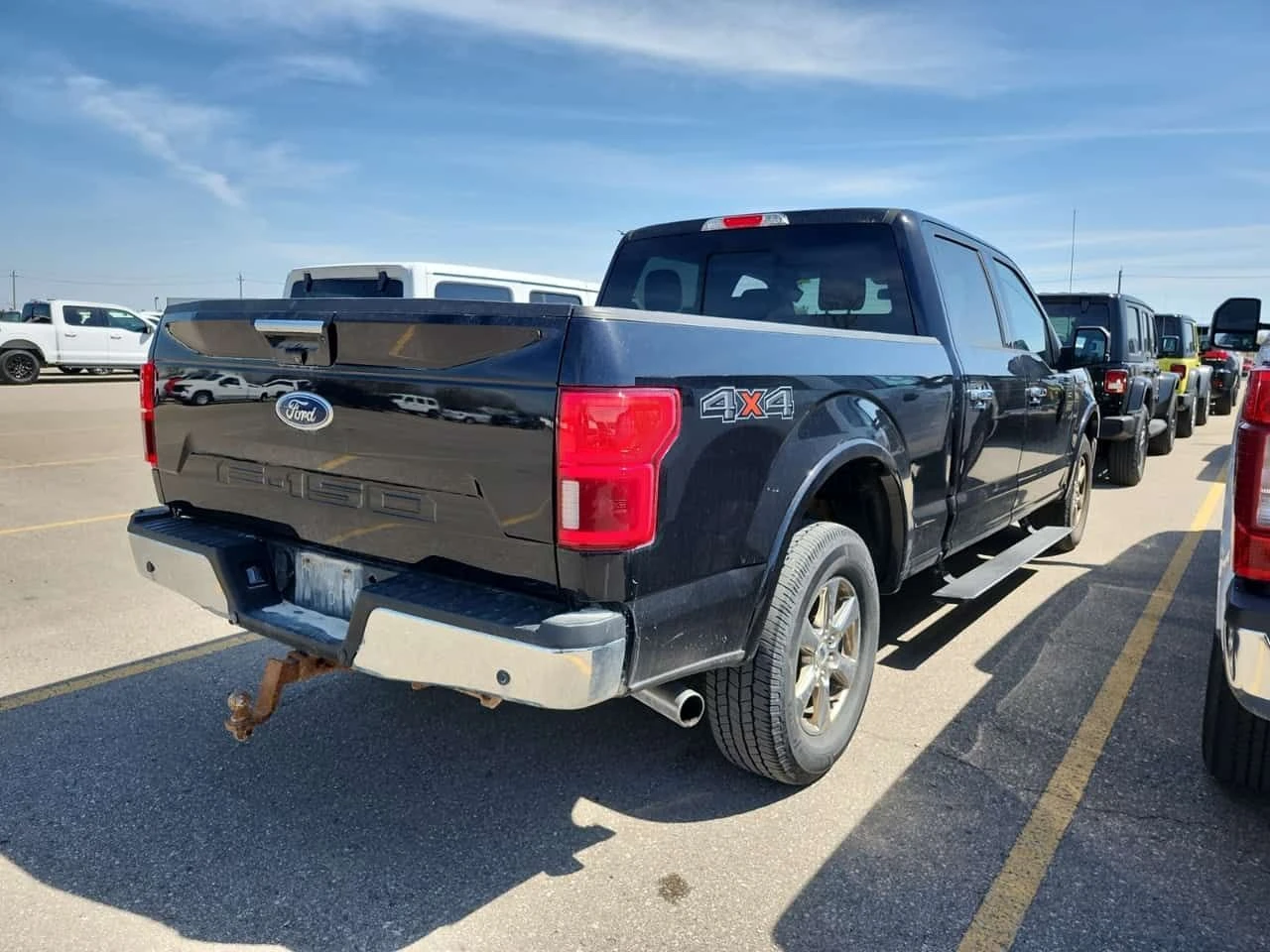 Ford F150 * 4wd Supercrew 5.5' Box Lariat Crew Cab Short, снимка 2 - Автомобили и джипове - 54509846