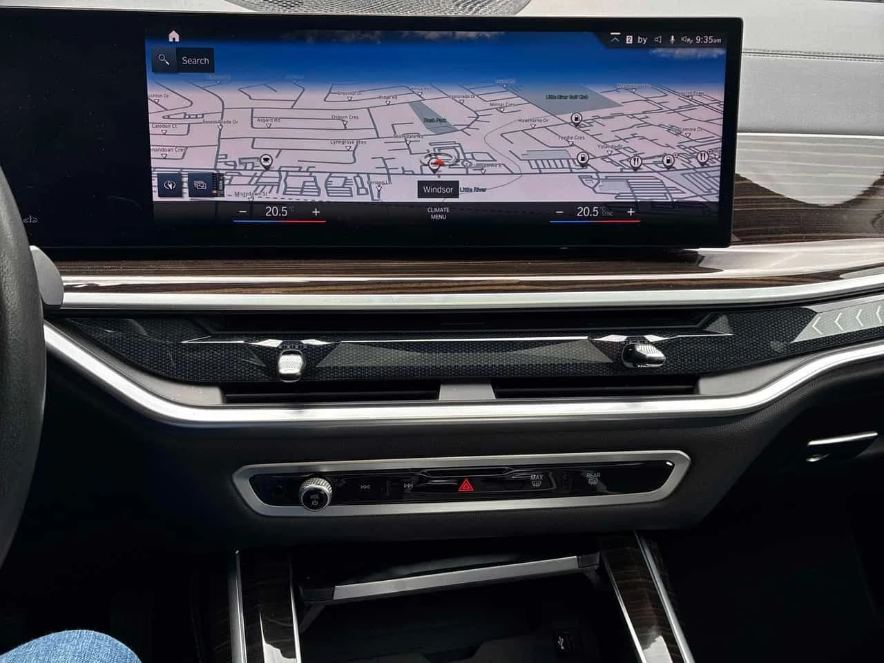 BMW X7 xDrive40i/ПАНОРАМА/ДИСТРОНИК/360 КАМЕРИ, снимка 9 - Автомобили и джипове - 55141769