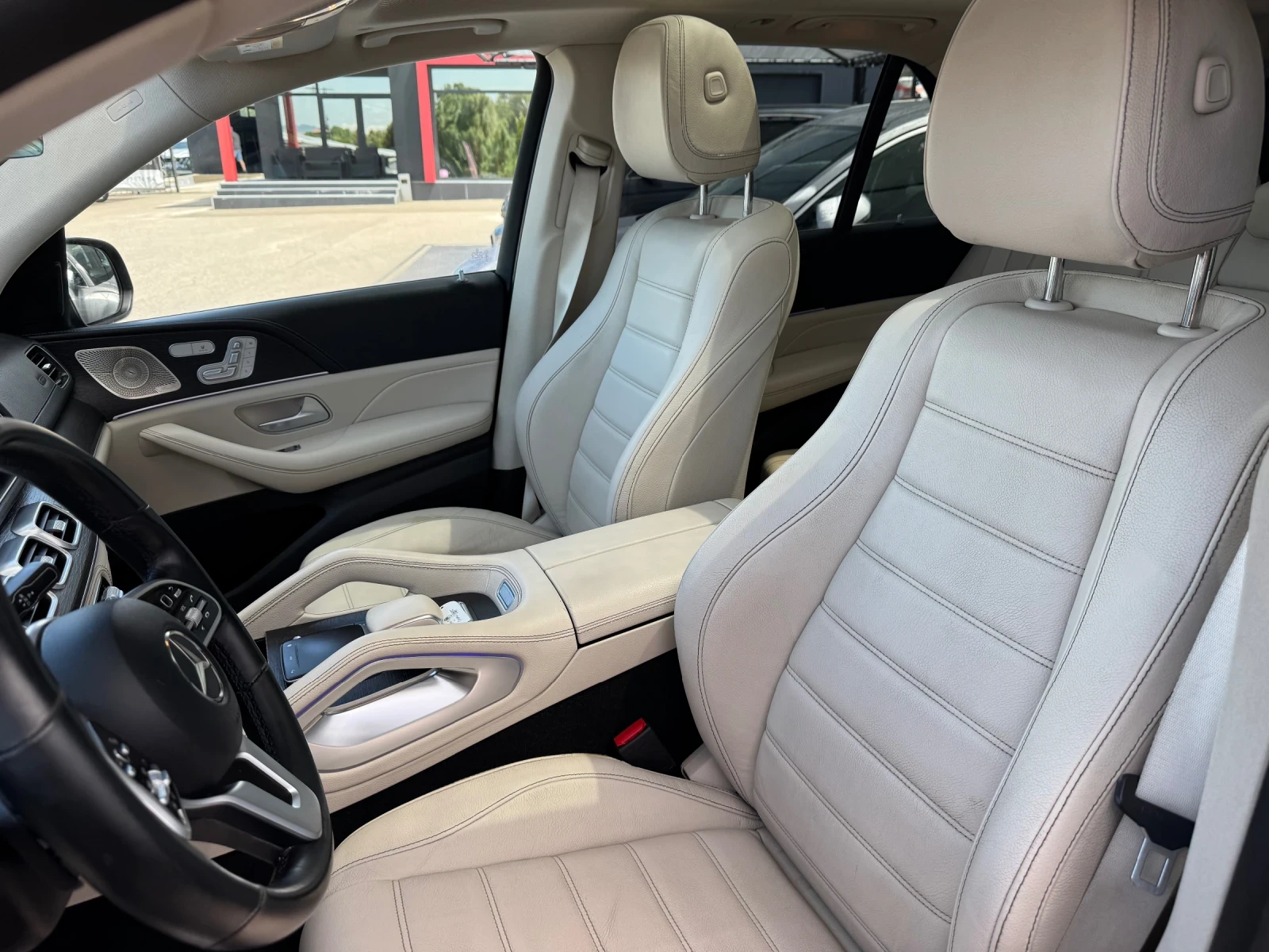 Mercedes-Benz GLE 350 CDI-AMG-PANO-DISTR-21J-360'-FULL-FULL, снимка 11 - Автомобили и джипове - 55432420
