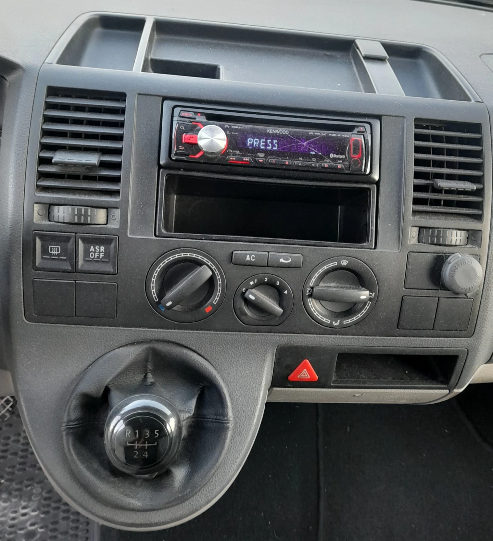 VW T5 1, 9TDI  - изображение 9