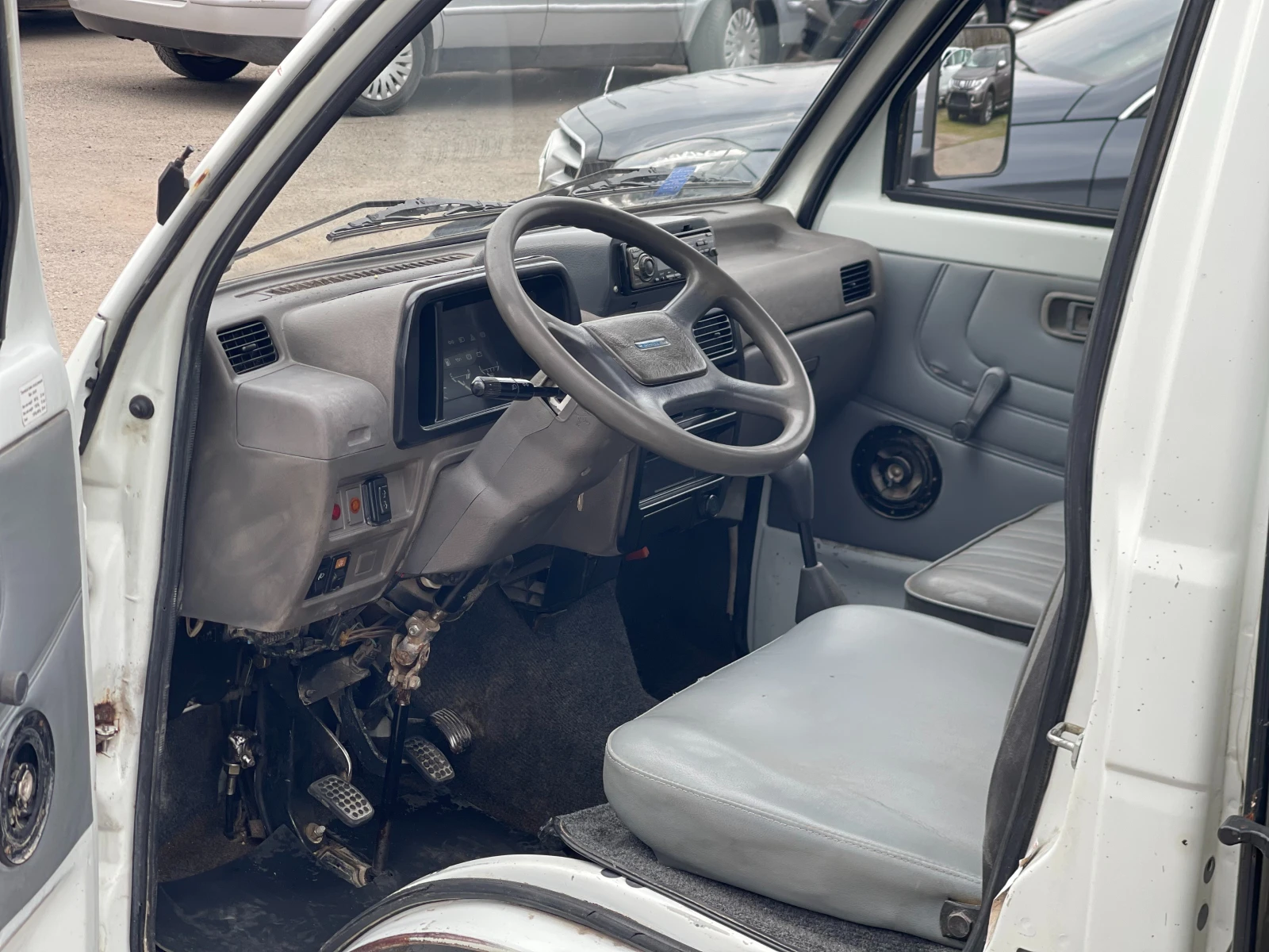 Piaggio Porter 1.3i Самосвал, снимка 11 - Бусове и автобуси - 53981154