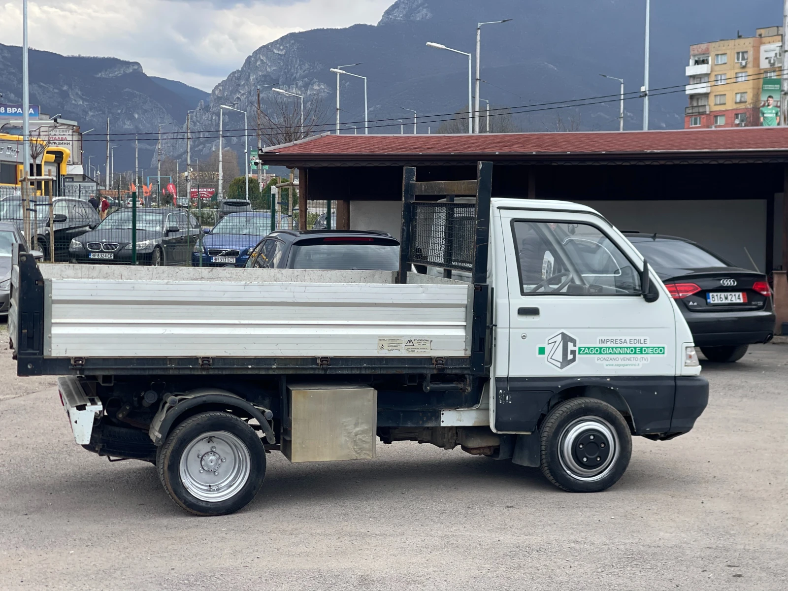 Piaggio Porter 1.3i Самосвал, снимка 6 - Бусове и автобуси - 53981154