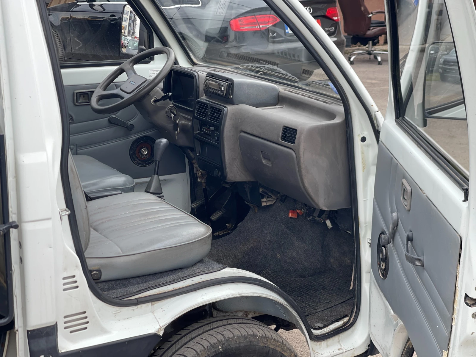 Piaggio Porter 1.3i Самосвал, снимка 9 - Бусове и автобуси - 53981154