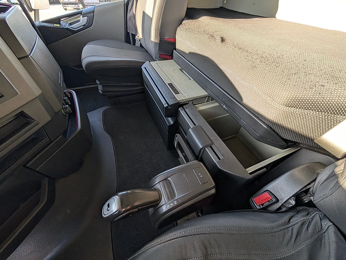 Volvo Fh 460, снимка 13 - Камиони - 53751963