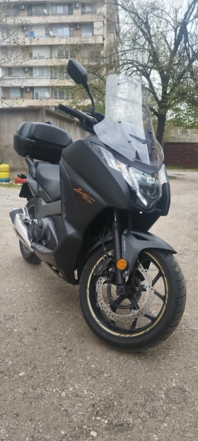 Honda Integra 750 - 8400 км., снимка 1