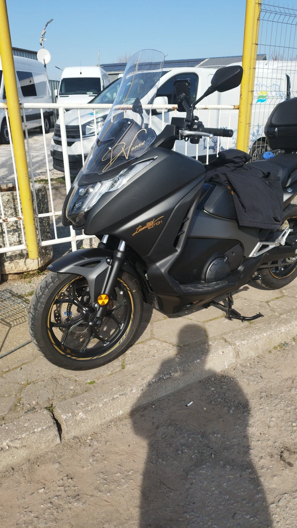 Honda Integra 750 - 8400 км., снимка 2 - Мотоциклети и мототехника - 55038483