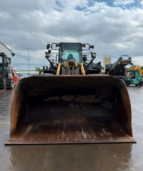 Багер Komatsu WA 470-8, снимка 6 - Индустриална техника - 56245122