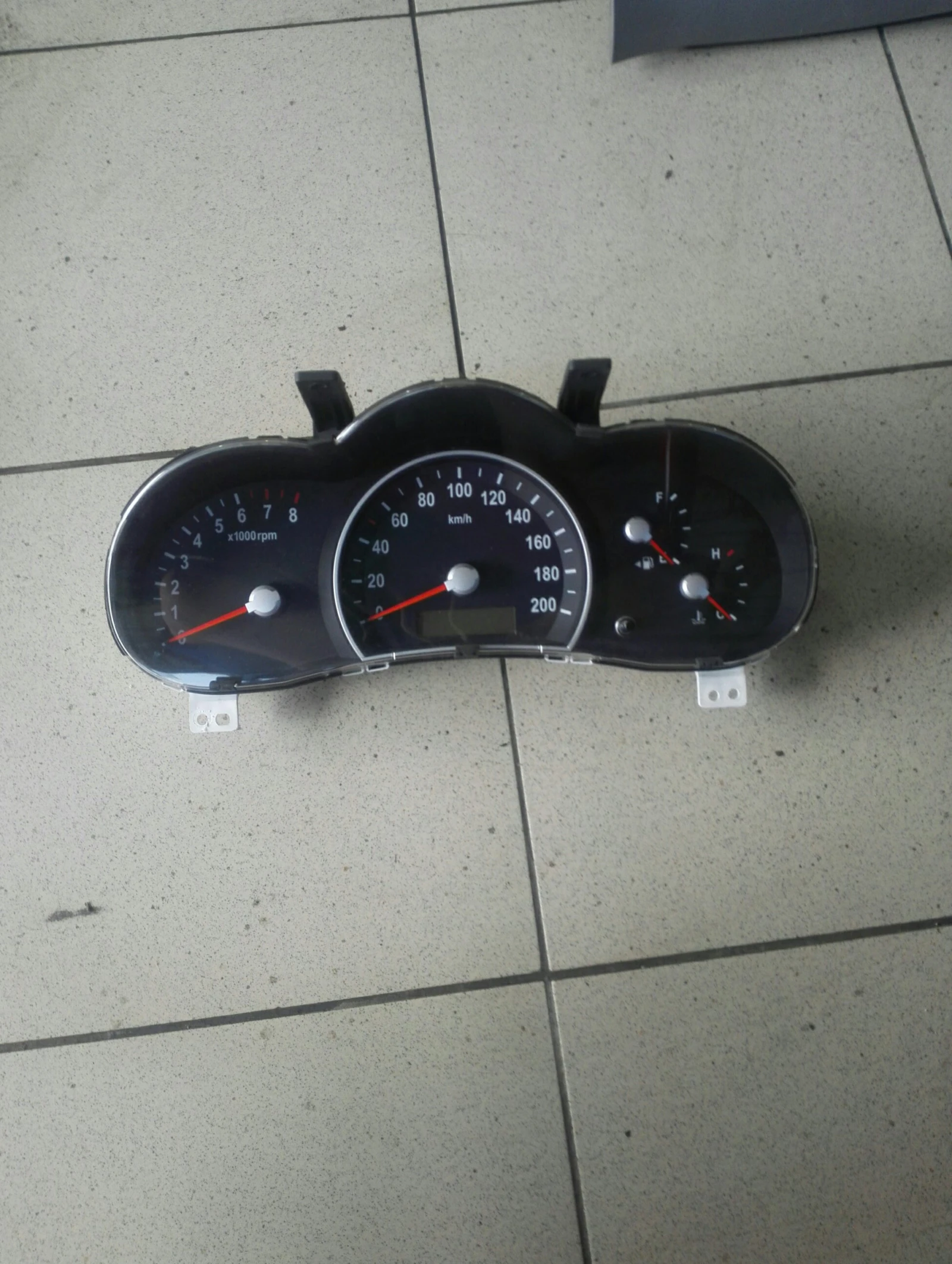 ���������� ��� �������� 2.7� �6 | Mobile.bg � ����������� 1