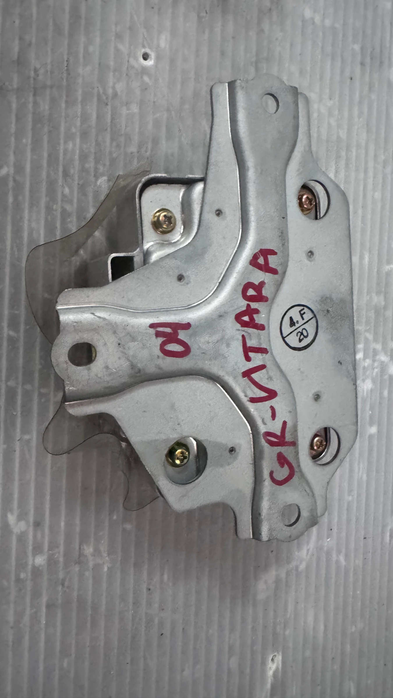 Airbag  /  /  a Suzuki Grand Vitara - 152300-6270 / 38910-50J1 | Mobile.bg   2