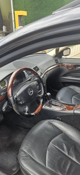Mercedes-Benz E 55, снимка 14