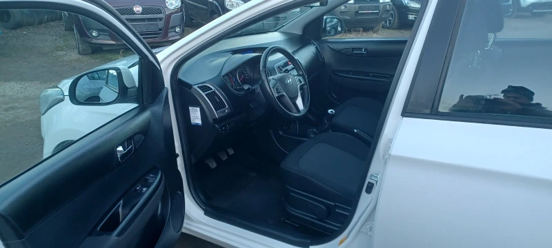 Hyundai I20 EURO 5b, start-stop, снимка 5 - Автомобили и джипове - 44094099