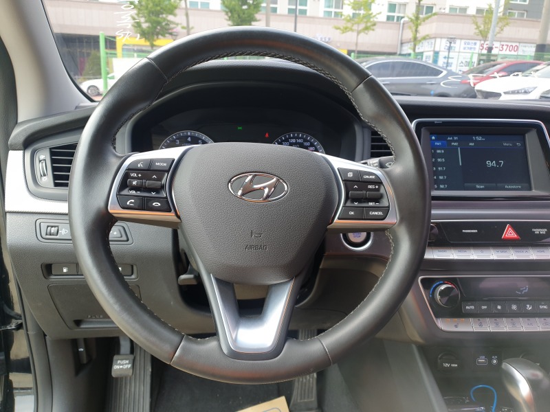 Hyundai Sonata 2, 0 LPI, снимка 11 - Автомобили и джипове - 45763750
