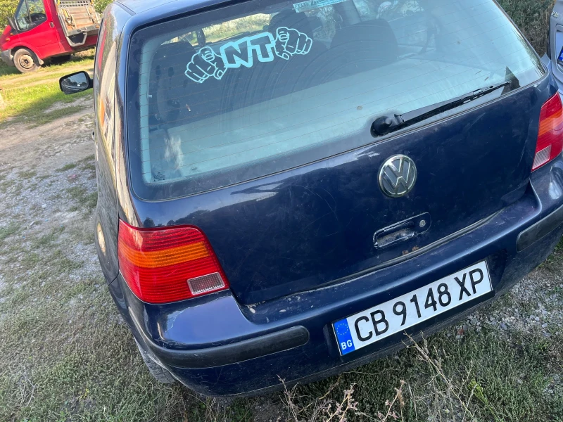 VW Golf 1.6, снимка 3 - Автомобили и джипове - 47326086