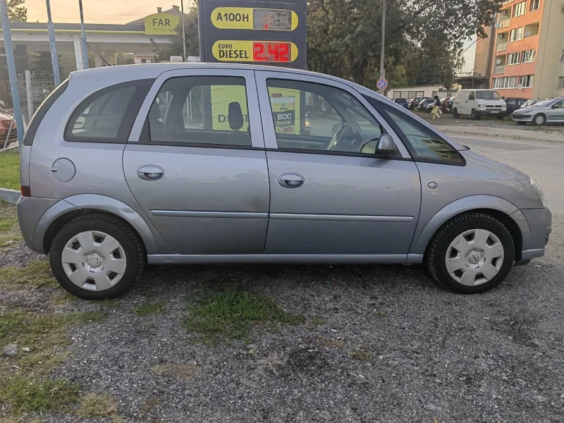 Opel Meriva 1.4, снимка 4 - Автомобили и джипове - 47536783