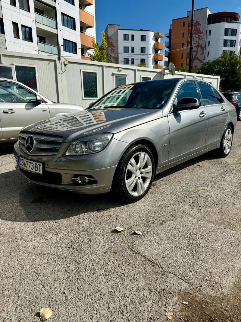Mercedes-Benz C 320 Avantgarde, снимка 2 - Автомобили и джипове - 51951857