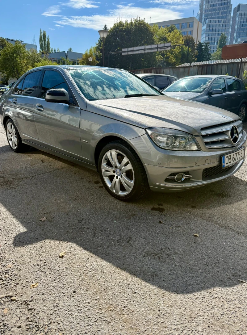 Mercedes-Benz C 320 Avantgarde, снимка 3 - Автомобили и джипове - 51951857