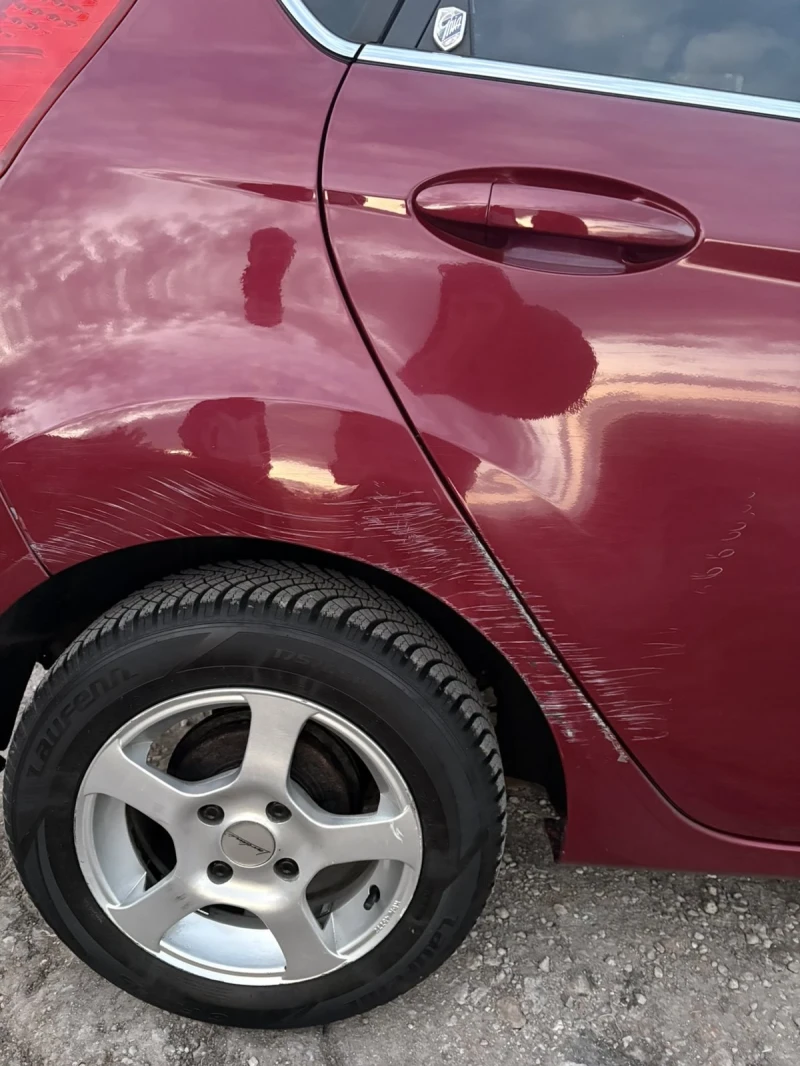 Ford Fiesta, снимка 10 - Автомобили и джипове - 52180525