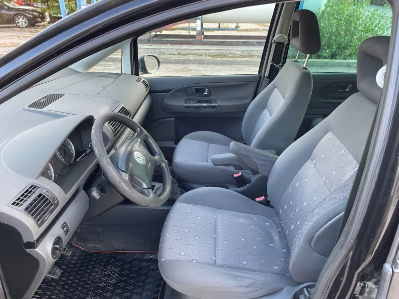 VW Sharan, снимка 8 - Автомобили и джипове - 52215315