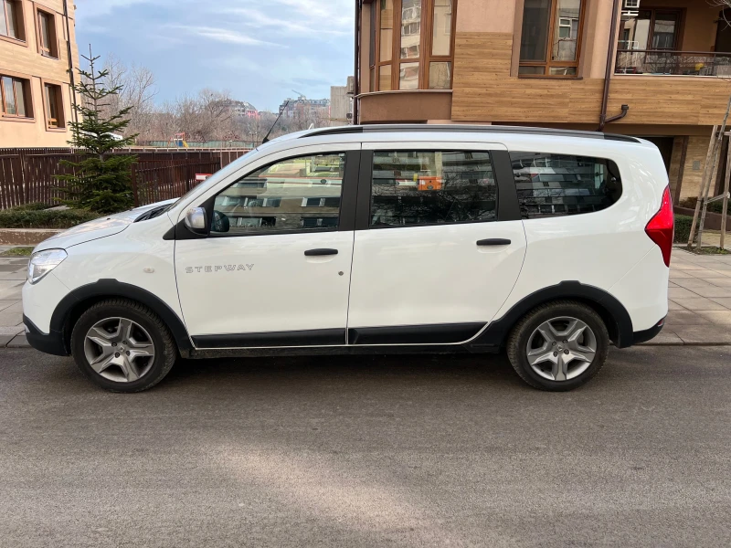 Dacia Lodgy от Дачия България, ДДС ФАКТУРА, снимка 7 - Автомобили и джипове - 53206061