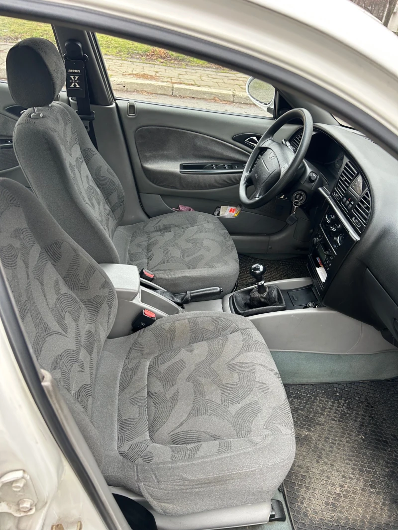 Daewoo Nubira 2, 0, снимка 7 - Автомобили и джипове - 53266958