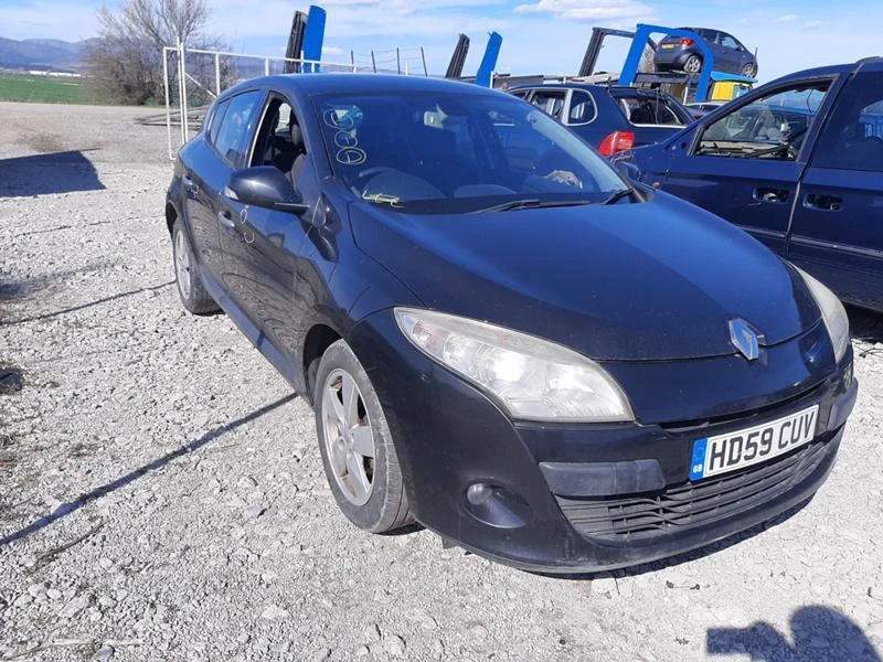 Renault Megane 1.5 dci 6 sk - изображение 2