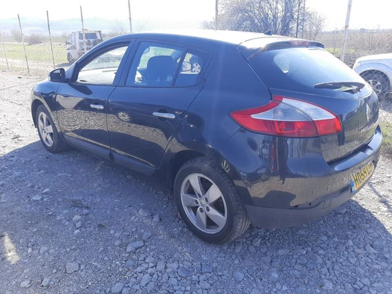 Renault Megane 1.5 dci 6 sk - изображение 5