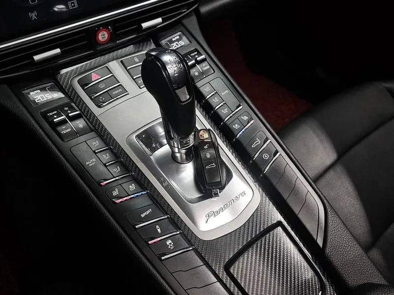 Porsche Panamera 3.6 AWD - САМО 30% АВАНС, снимка 17 - Автомобили и джипове - 56255537