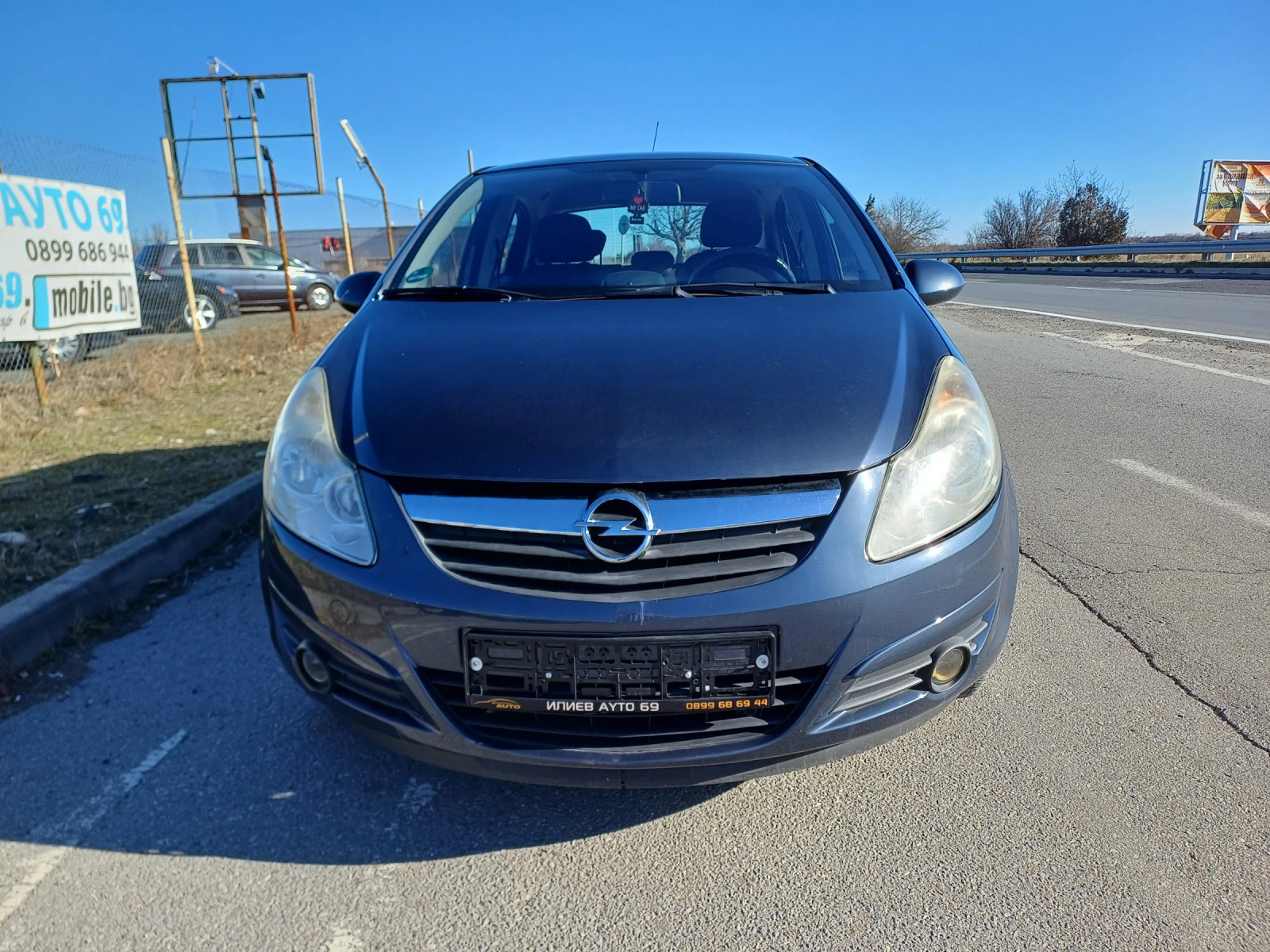 Opel Corsa 1.4 90 к.с., снимка 1
