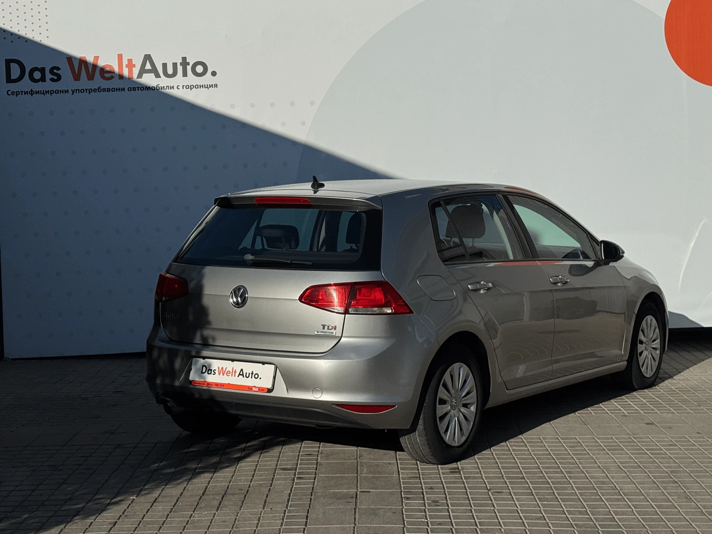 VW Golf Trendline 1.6 TDI BMT DSG - изображение 3