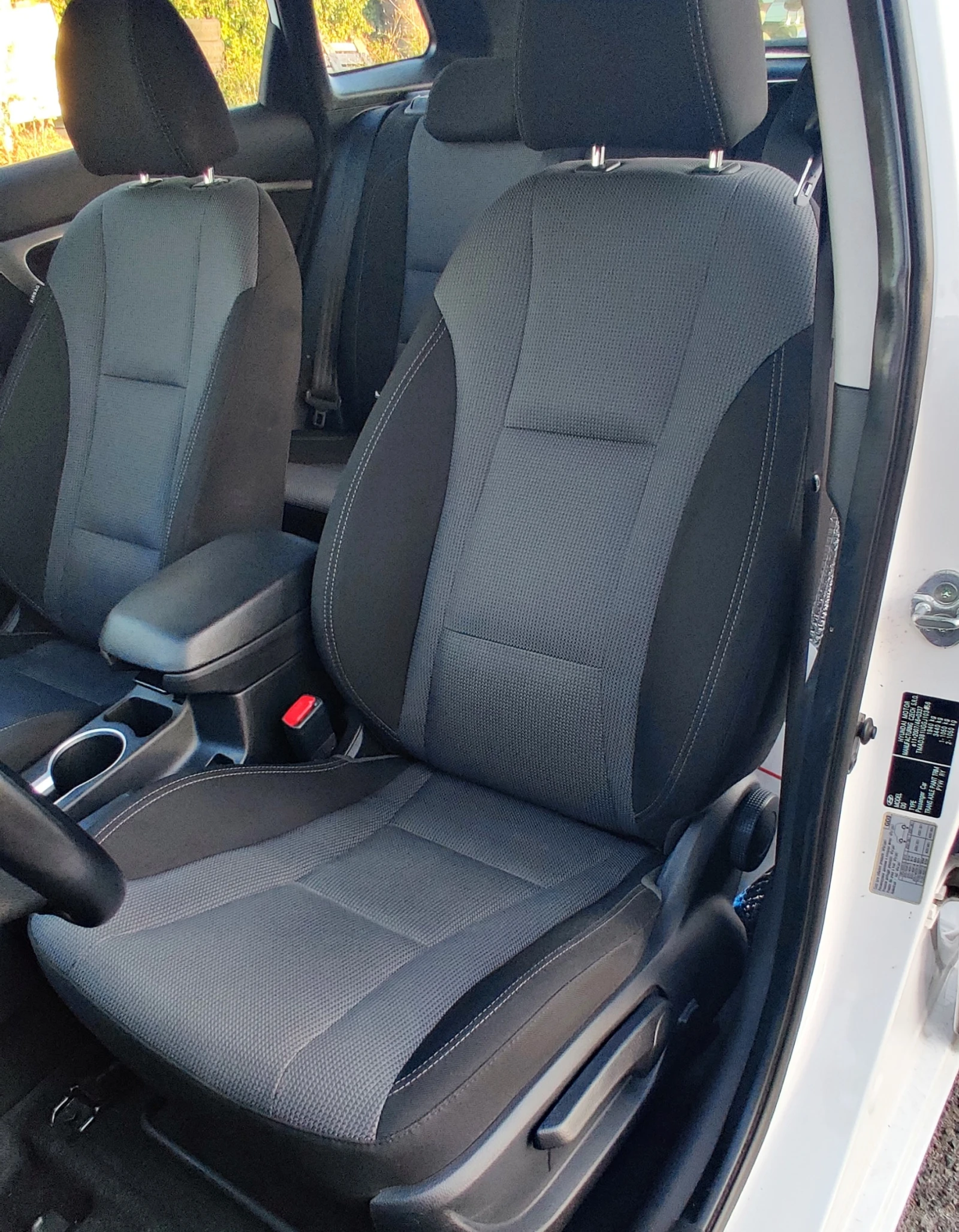 Hyundai I30 7-СТЕПЕНЕН DSG АВТОМАТИК-НАВИГАЦИЯ+ КАМЕРА-ПОДГРЕВ - изображение 8