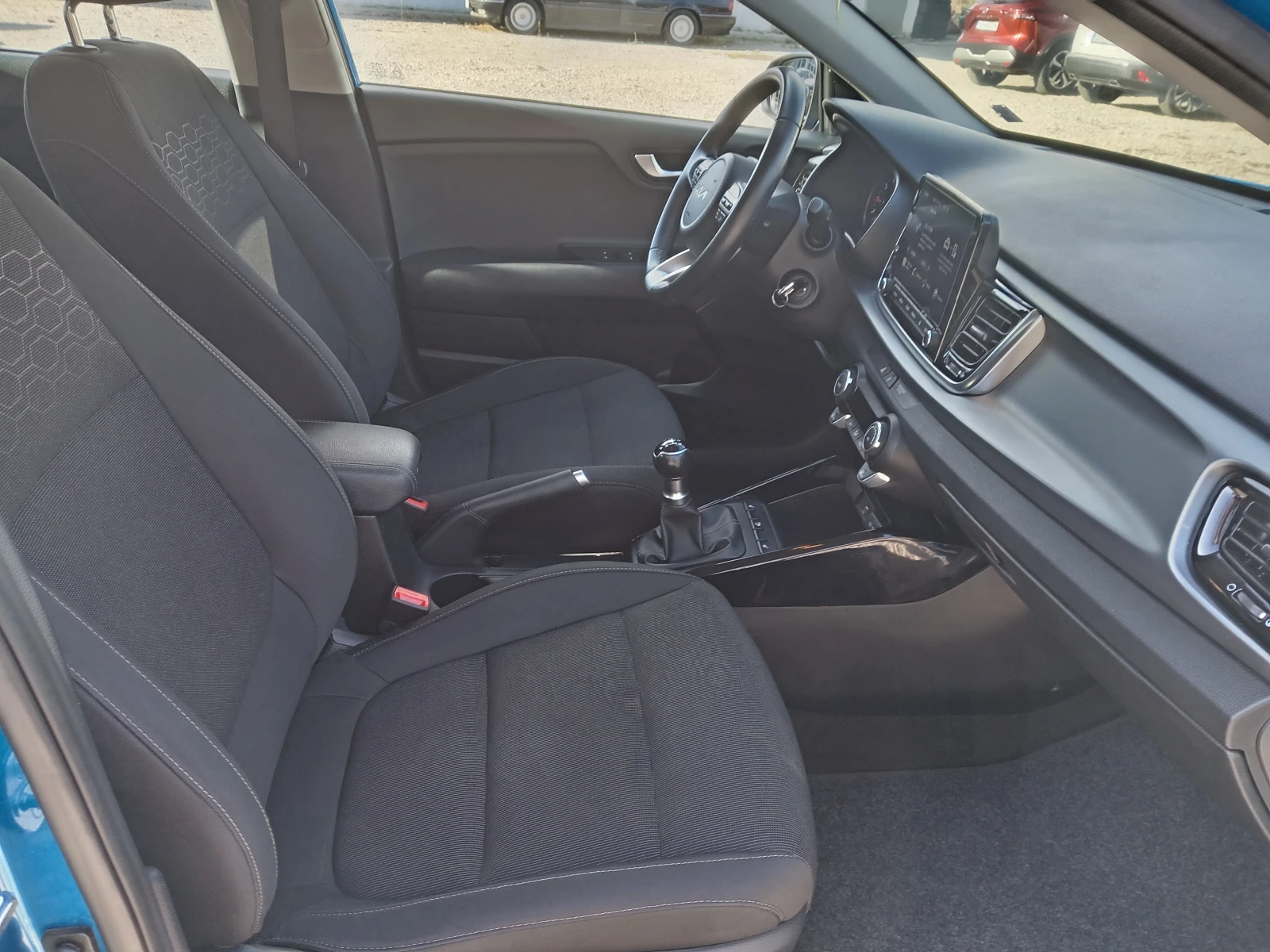 Kia Rio 1.2i Гаранционна - изображение 8