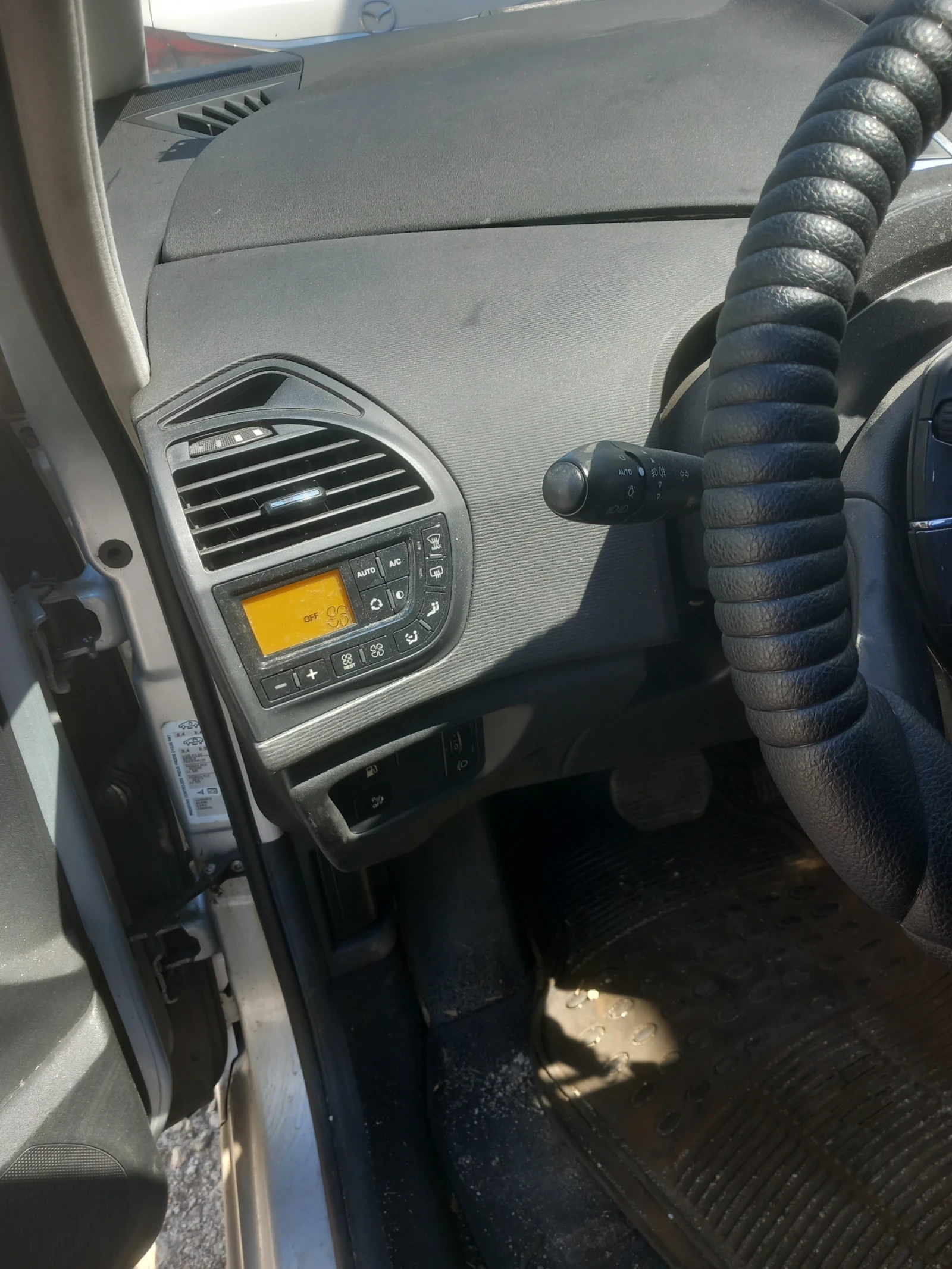 Citroen Grand C4 Picasso  - изображение 9