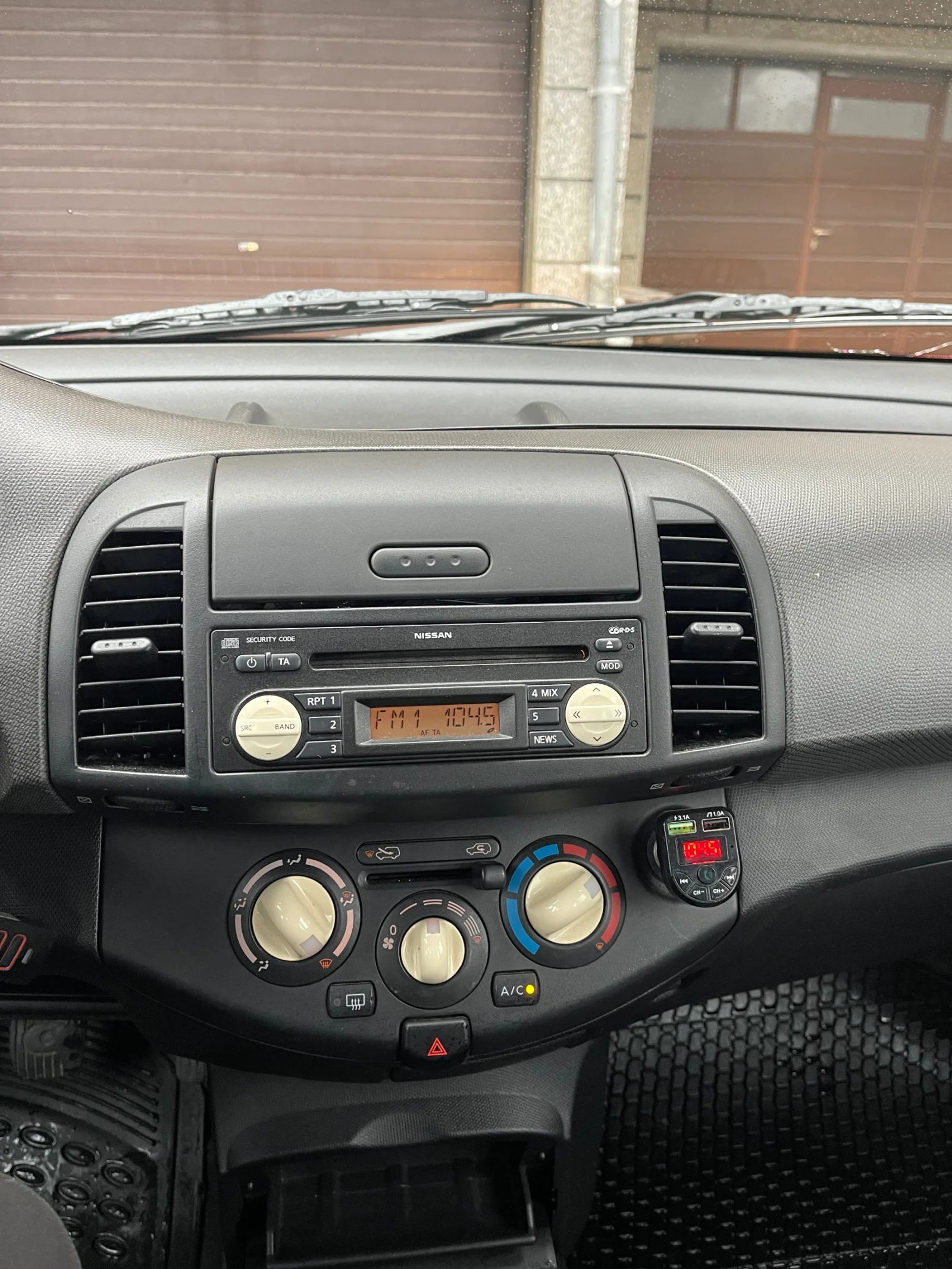 Nissan Micra  - изображение 8