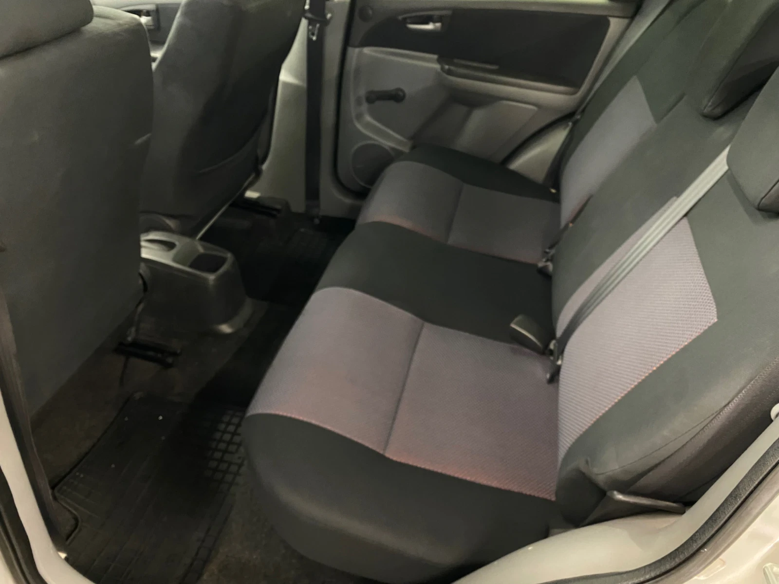 Suzuki SX4 1.6 4х4 107к.с. - изображение 10