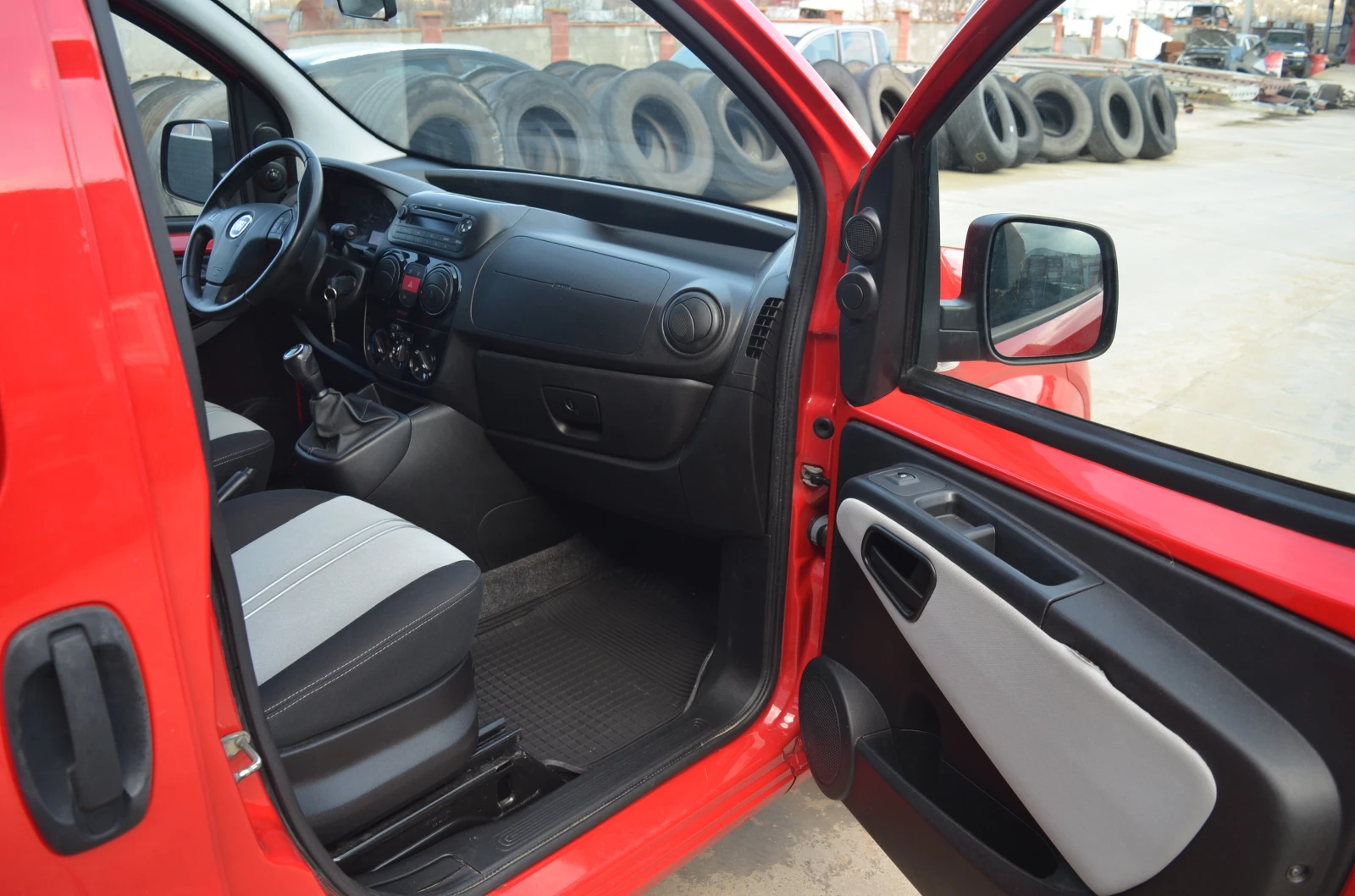 Fiat Qubo 1.3 МJet, снимка 14 - Автомобили и джипове - 53724504