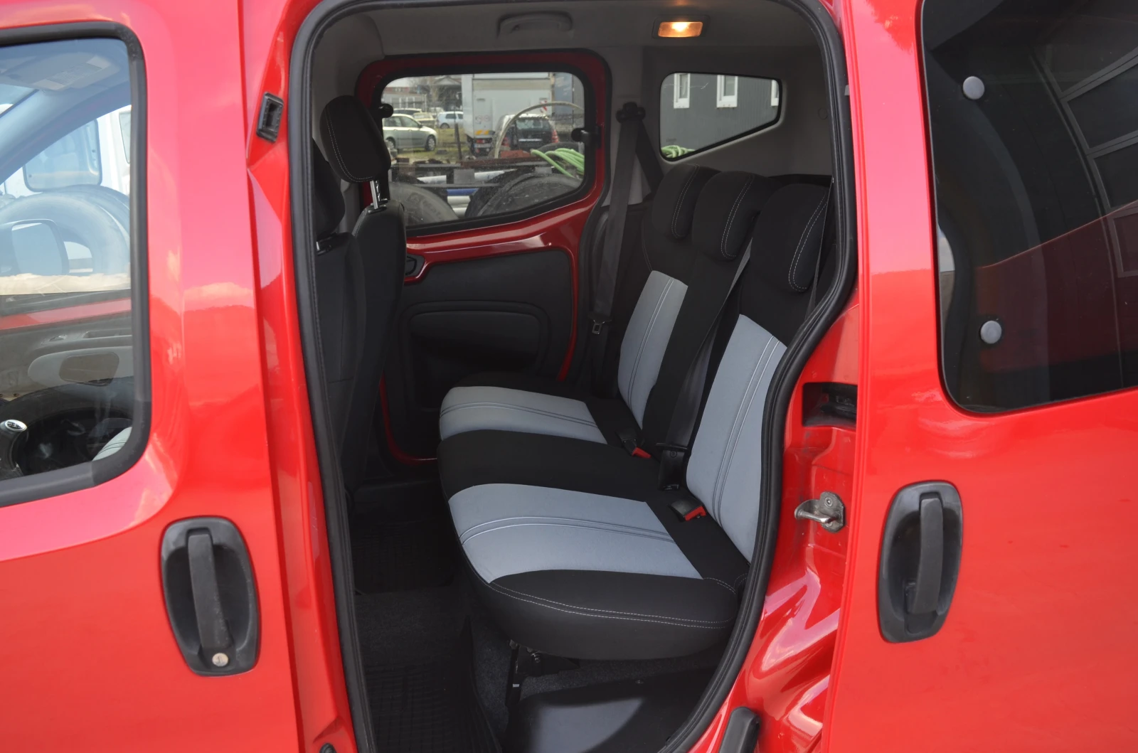 Fiat Qubo 1.3 МJet, снимка 8 - Автомобили и джипове - 53724504