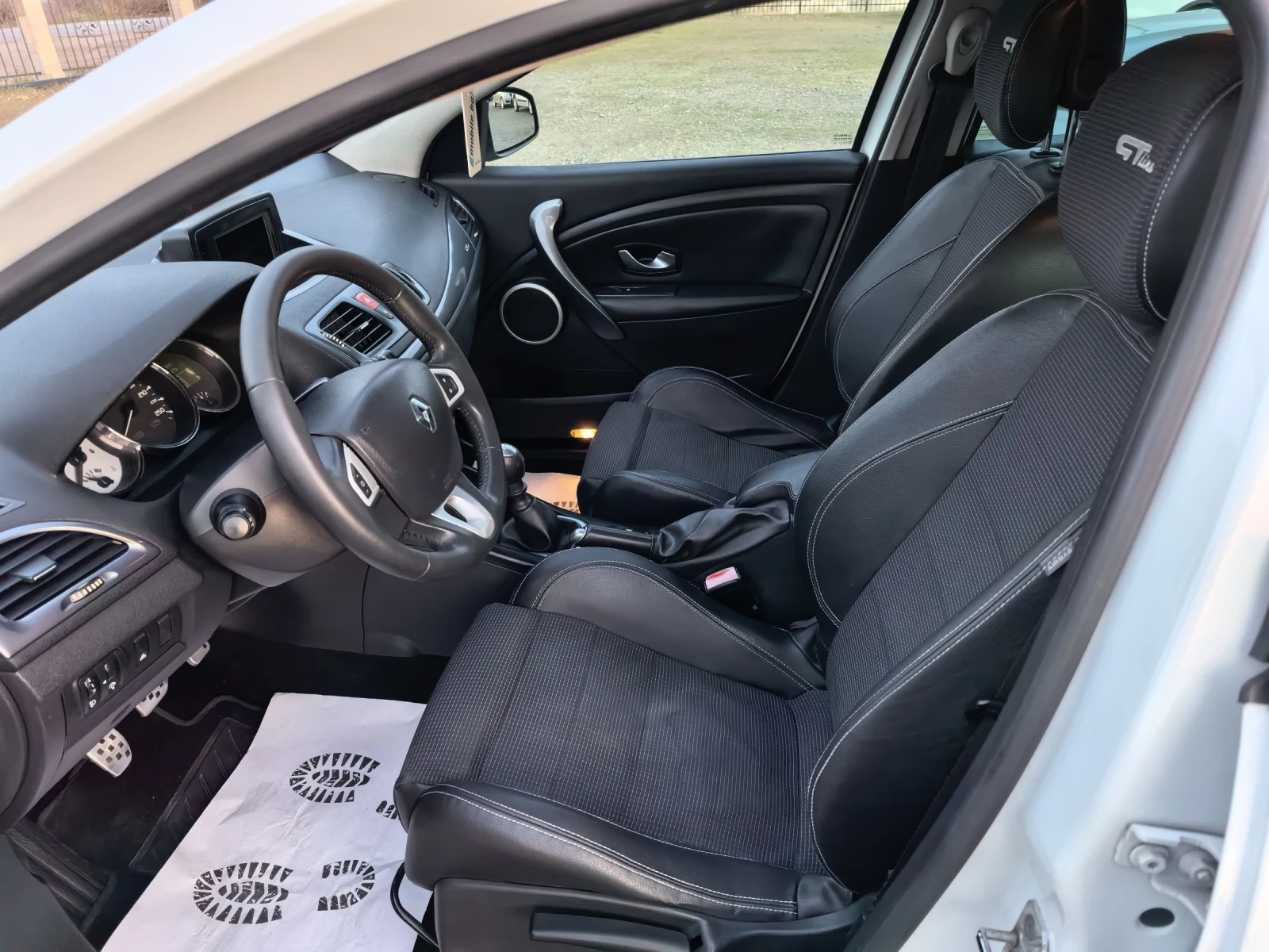 Renault Megane 1, 4i GT Line, снимка 9 - Автомобили и джипове - 53840105