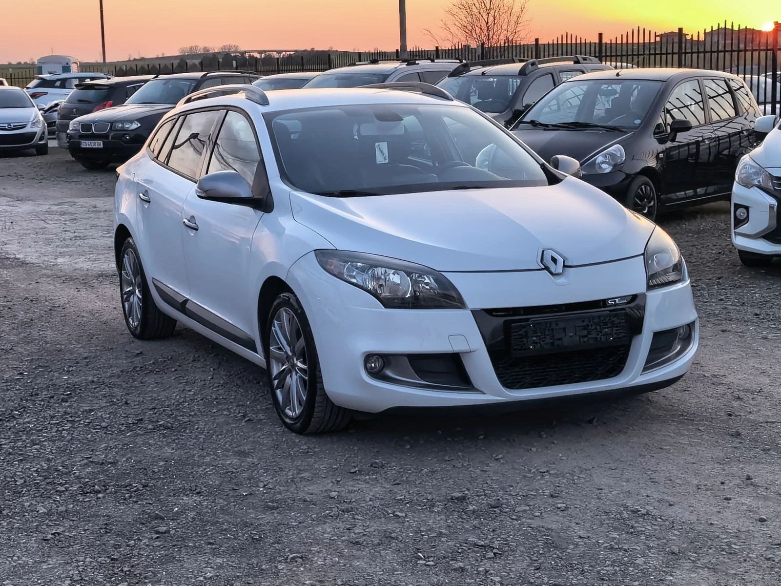 Renault Megane 1, 4i GT Line, снимка 3 - Автомобили и джипове - 53840105