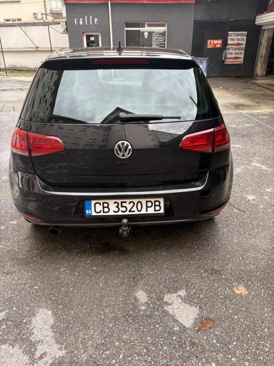 VW Golf 1.6 TDI, снимка 4 - Автомобили и джипове - 53970146